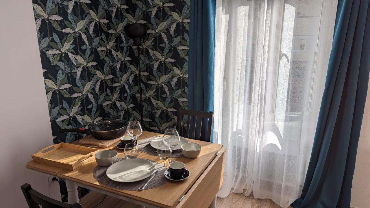 Le Petit Meslier, 15 Min Cathedrale - Old Town Apartment แร็งส์ ภายนอก รูปภาพ