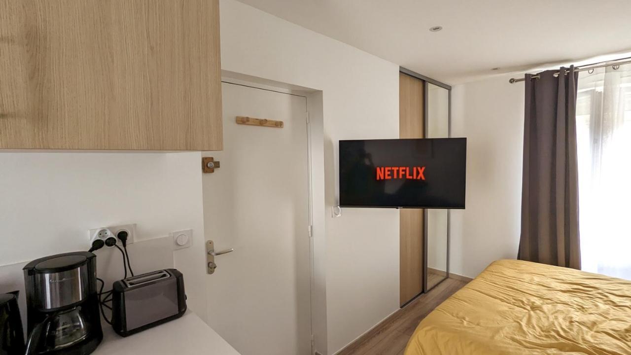 Le Petit Meslier, 15 Min Cathedrale - Old Town Apartment แร็งส์ ภายนอก รูปภาพ
